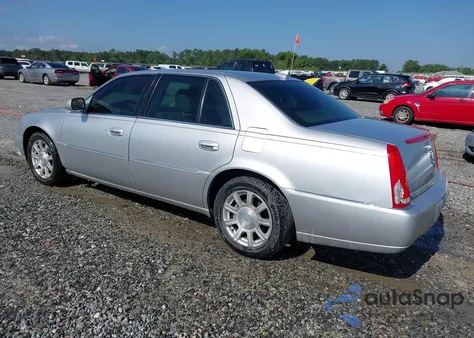 2011 Cadillac Dts Standard from USA, damaged, VIN 1G6KA5E60BU107094